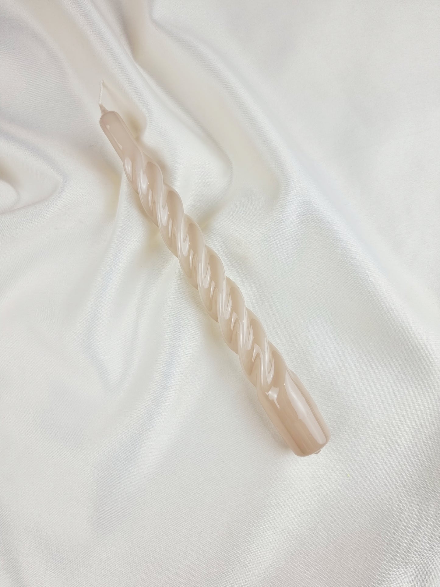 GLOSSY TWISTED CANDLE long