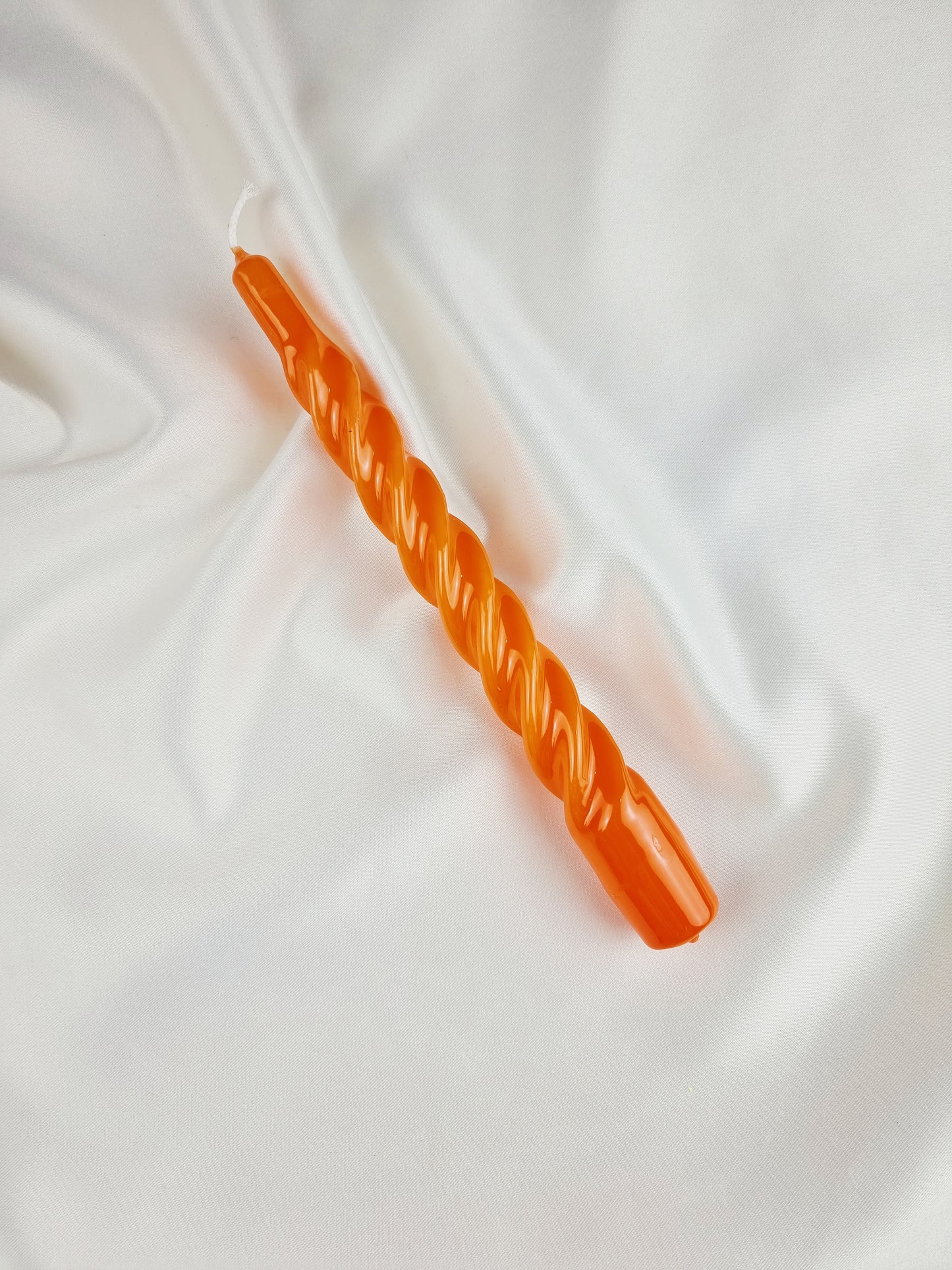 GLOSSY TWISTED CANDLE long